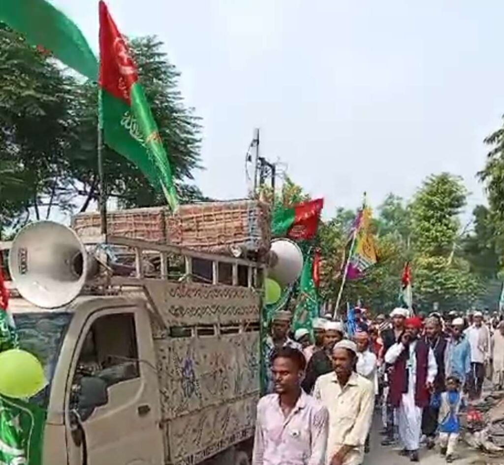 धूमधाम से पैगंबर मोहम्मद साहब का जन्मदिन मनाया