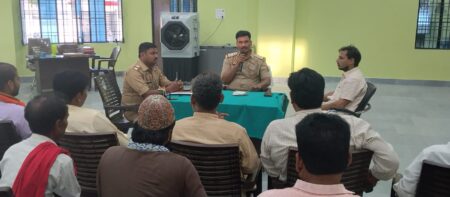 श्रीरामपुर थाना में शांति समिति की बैठक सम्पन्न, कानून-व्यवस्था एवं सामाजिक सौहार्द बनाए रखने पर दिया गया जोर